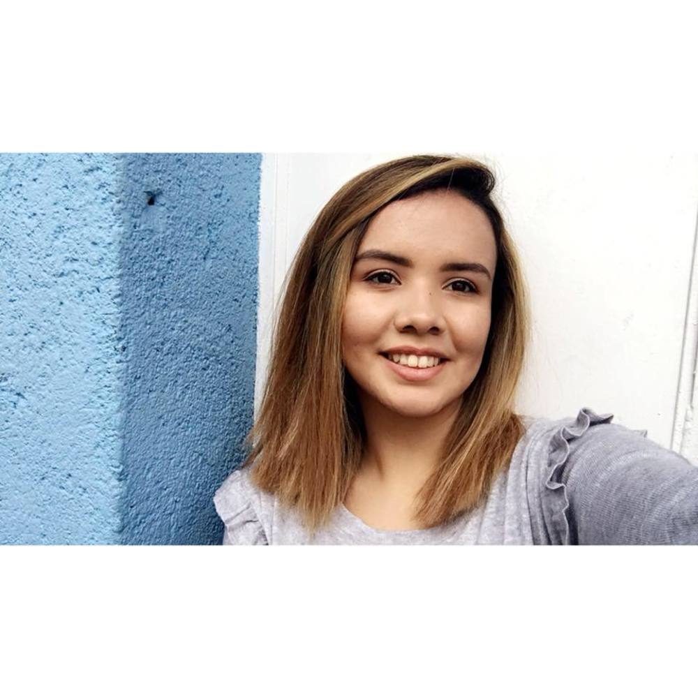 Meet your Posher, Itzel